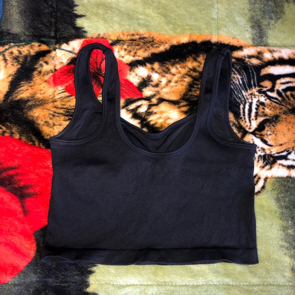 Oqq Brallette Sports Bra